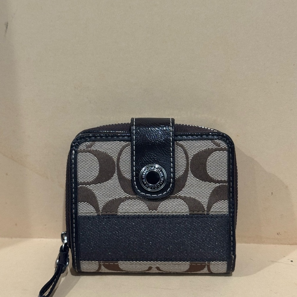 Coach Signature Brown Compact Wallet - Picture 6 of 8
